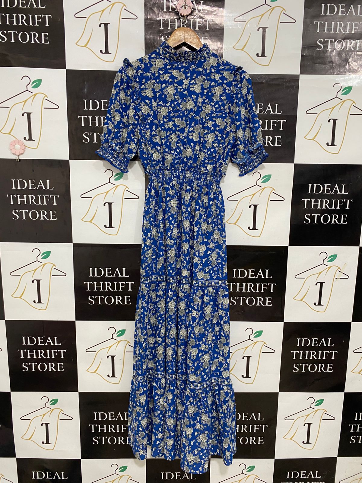 MAX STUDIO |M| BUST 16| A30| BLUE & WHITE FLORAL RUFFLE-TRIM SMOCKED MAXI DRESS
