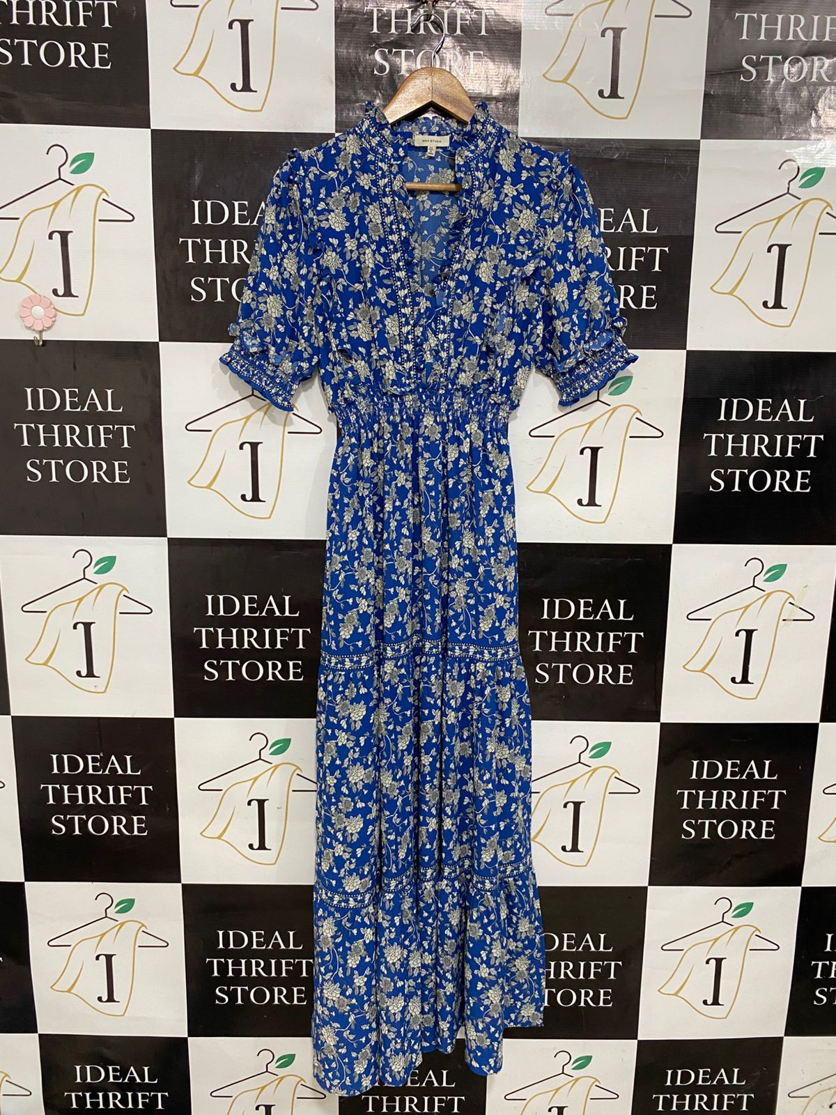 MAX STUDIO |M| BUST 16| A30| BLUE & WHITE FLORAL RUFFLE-TRIM SMOCKED MAXI DRESS