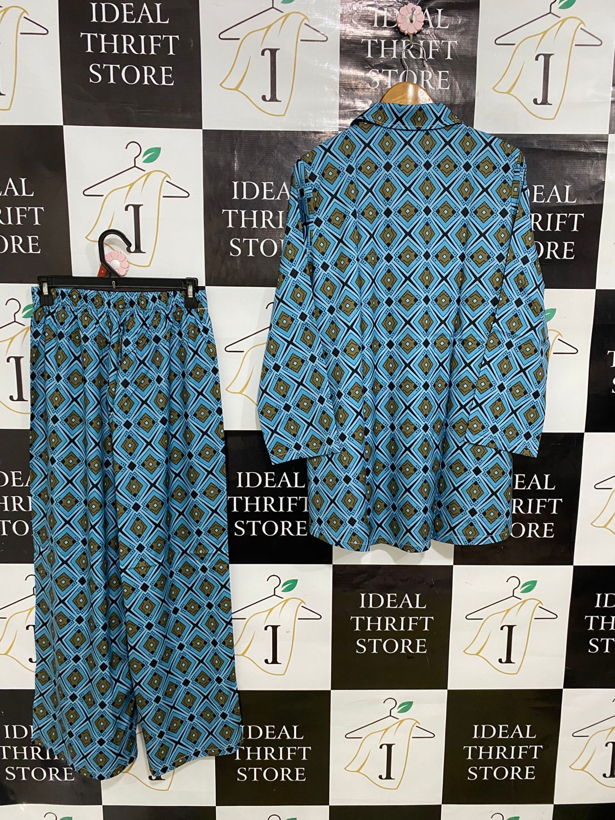 |L| A32| BLUE GEOMETRIC DIAMOND PRINT LONG-SLEEVE SHIRT & PANTS CO-ORD SET