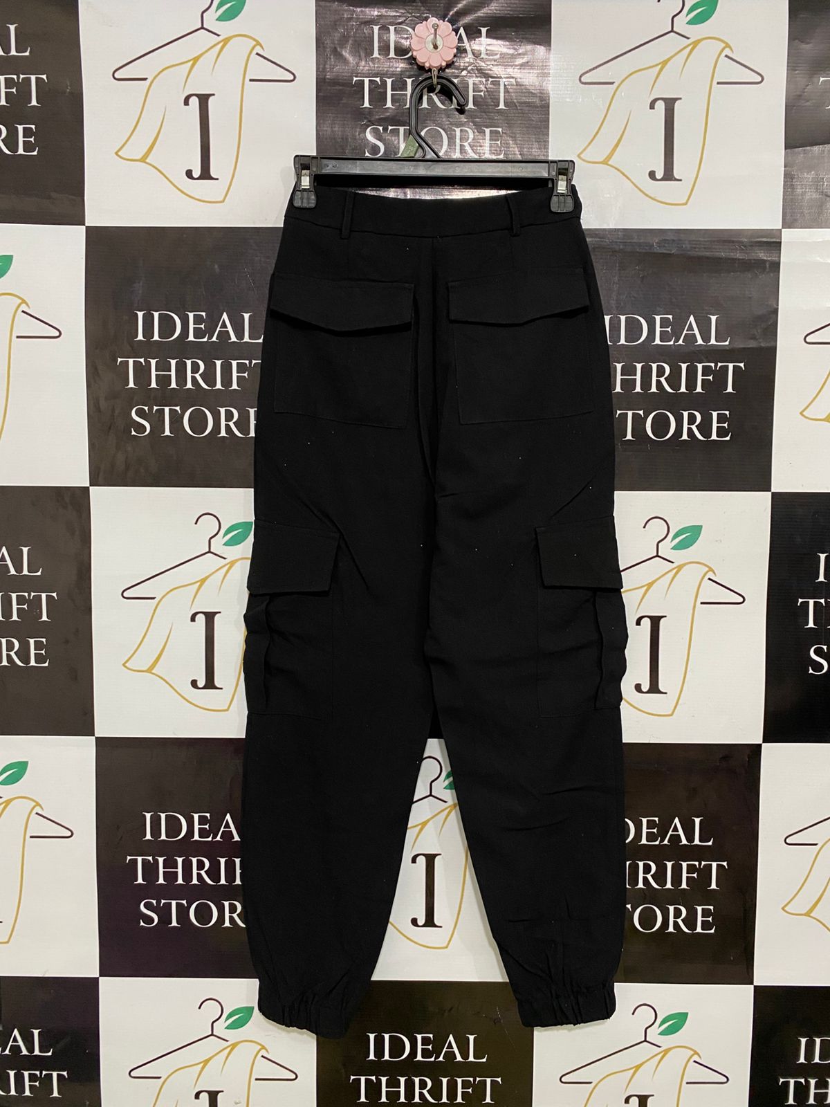 LUVALOT |XS| WAIST 24| A32| BLACK HIGH-WAISTED CARGO JOGGER PANTS