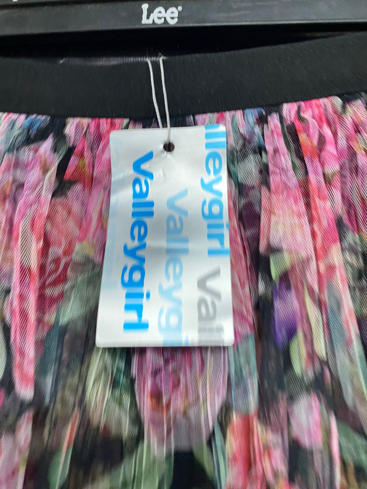 VALLEY GIRL |S| WAIST 24| A31| PINK FLORAL TIERED MESH MIDI SKIRT