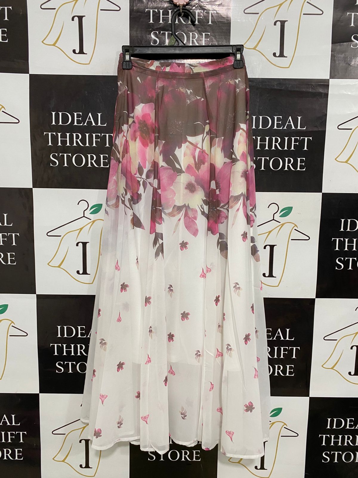 VALLEY GIRL |S| WAIST 24| A31| WHITE & PINK FLORAL OMBRE MAXI SKIRT