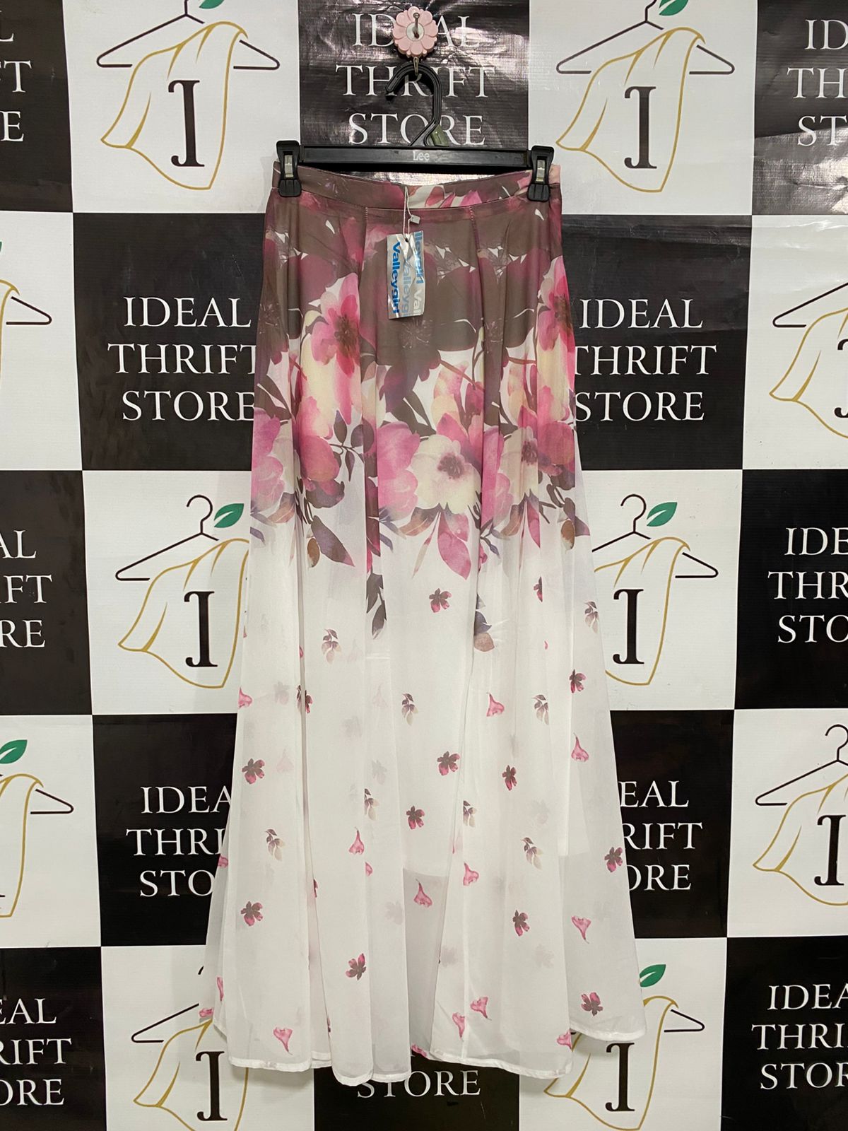 VALLEY GIRL |S| WAIST 24| A31| WHITE & PINK FLORAL OMBRE MAXI SKIRT
