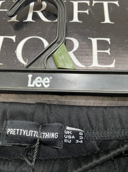 PRETTYLITTLE THING |XS| WAIST 20| A31| BLACK HIGH-WAISTED FLARED PANTS