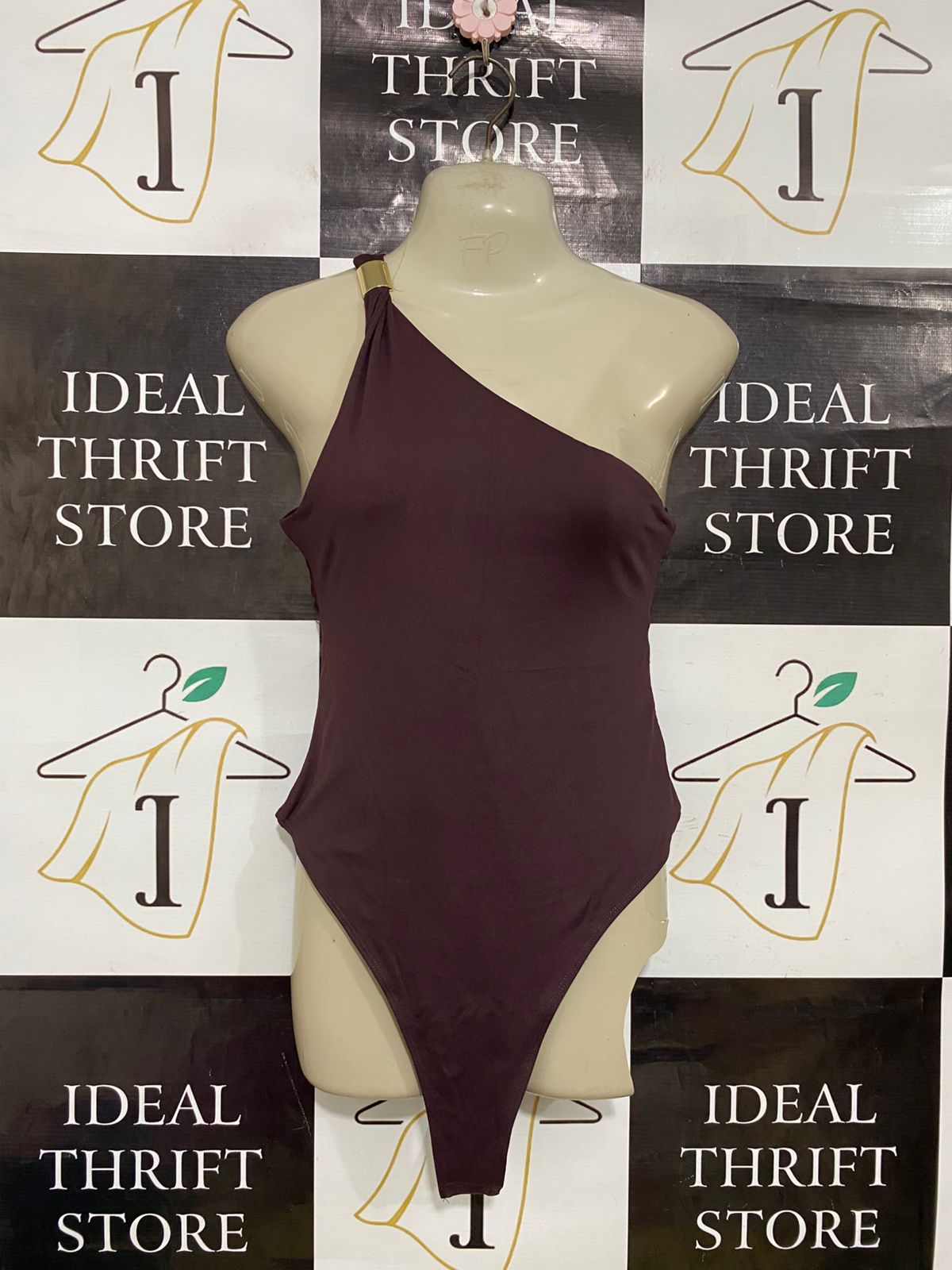 SUPRE |M| BUST 16| A31| MAUVE ONE-SHOULDER GOLD-ACCENT BODYSUIT