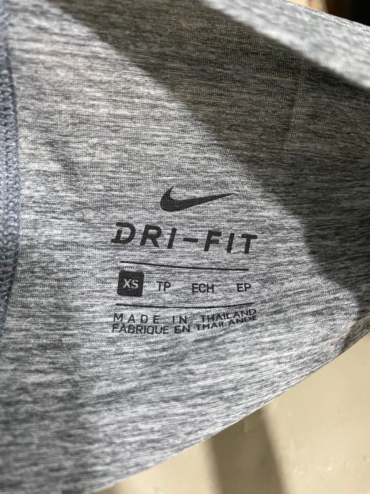 NIKE |XS| BUST 15| A31| GREY & NEON PINK ATHLETIC RACERBACK TANK TOP