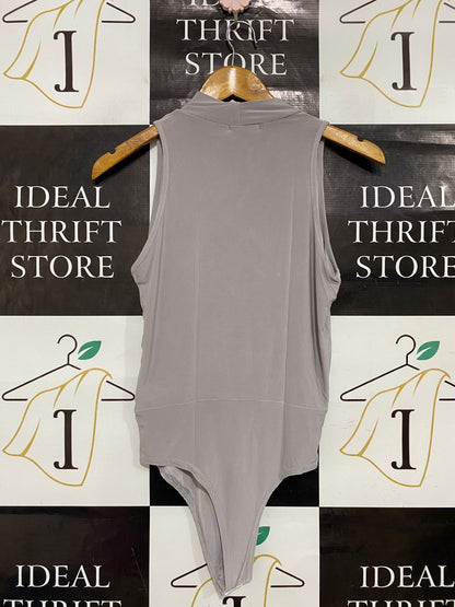 BOOHOO |S| BUST 15| A31| GREY MOCK NECK SLEEVELESS BODYSUIT