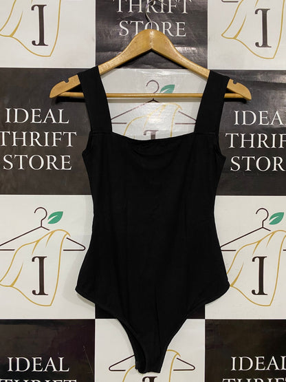 SHOW PO |S| BUST 13| A31| BLACK SQUARE NECK THONG BODYSUIT