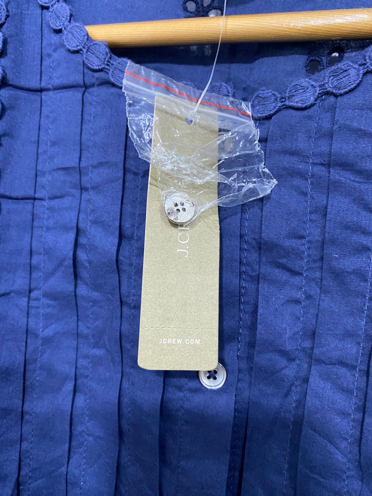 J CREW |S| BUST 20| A31| BLUE EYELET EMBROIDERY RUFFLE-TRIM BLOUSE