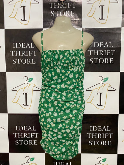 BEGINNING BOUTIQUE |M| BUST 15| A31| GREEN FLORAL RUCHED BODYCON SLIP DRESS