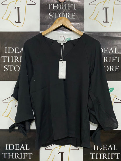 VERONIKA MAINE |S| BUST 17| A31| MAINE BLACK V-NECK TIE-SLEEVE BLOUSE