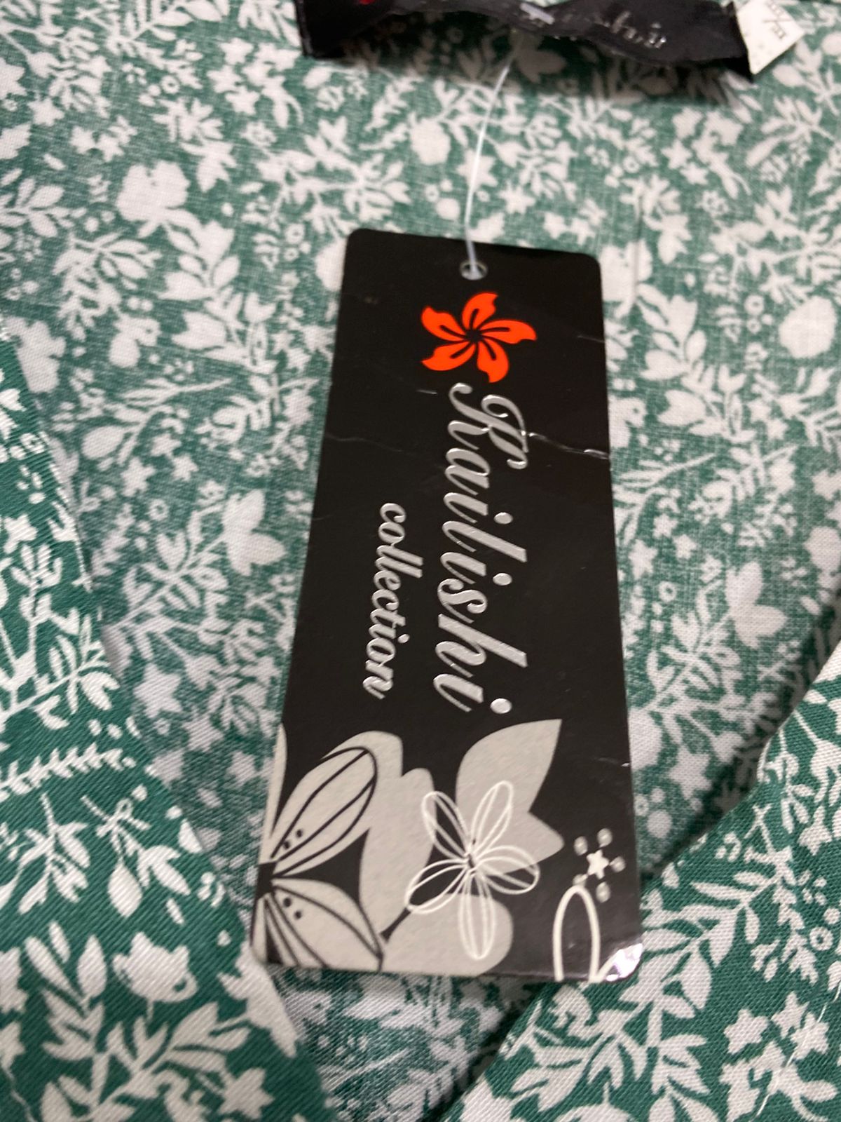 KAILISHI |XL| BUST 25| A31| GREEN & WHITE FLORAL V-NECK BUTTON-FRONT TIERED MIDI DRESS