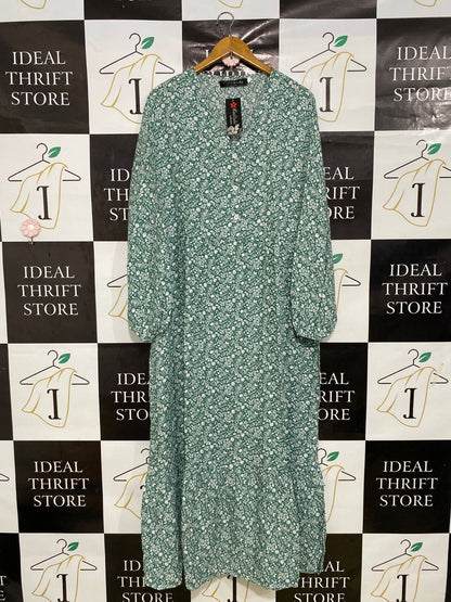 KAILISHI |XL| BUST 25| A31| GREEN & WHITE FLORAL V-NECK BUTTON-FRONT TIERED MIDI DRESS