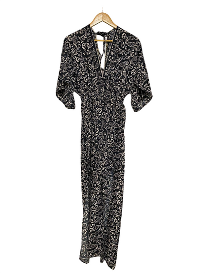 BOOHOO |M| BUST FREE| A33| BLACK & CREAM PAISLEY PRINT V-NECK TIE-BACK MIDI DRESS