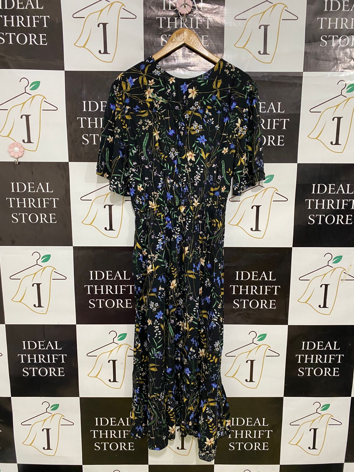 PAPAYA |L| BUST 20| A33| BLACK & MULTICOLOR FLORAL V-NECK SHORT-SLEEVE MIDI DRESS