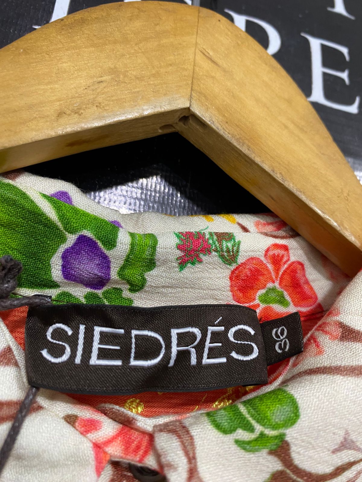 SIEDRES |M| BUST 22| A32| MULTICOLOR PATCHWORK FLORAL COLLARED LONG-SLEEVE BUTTON-UP SHIRT