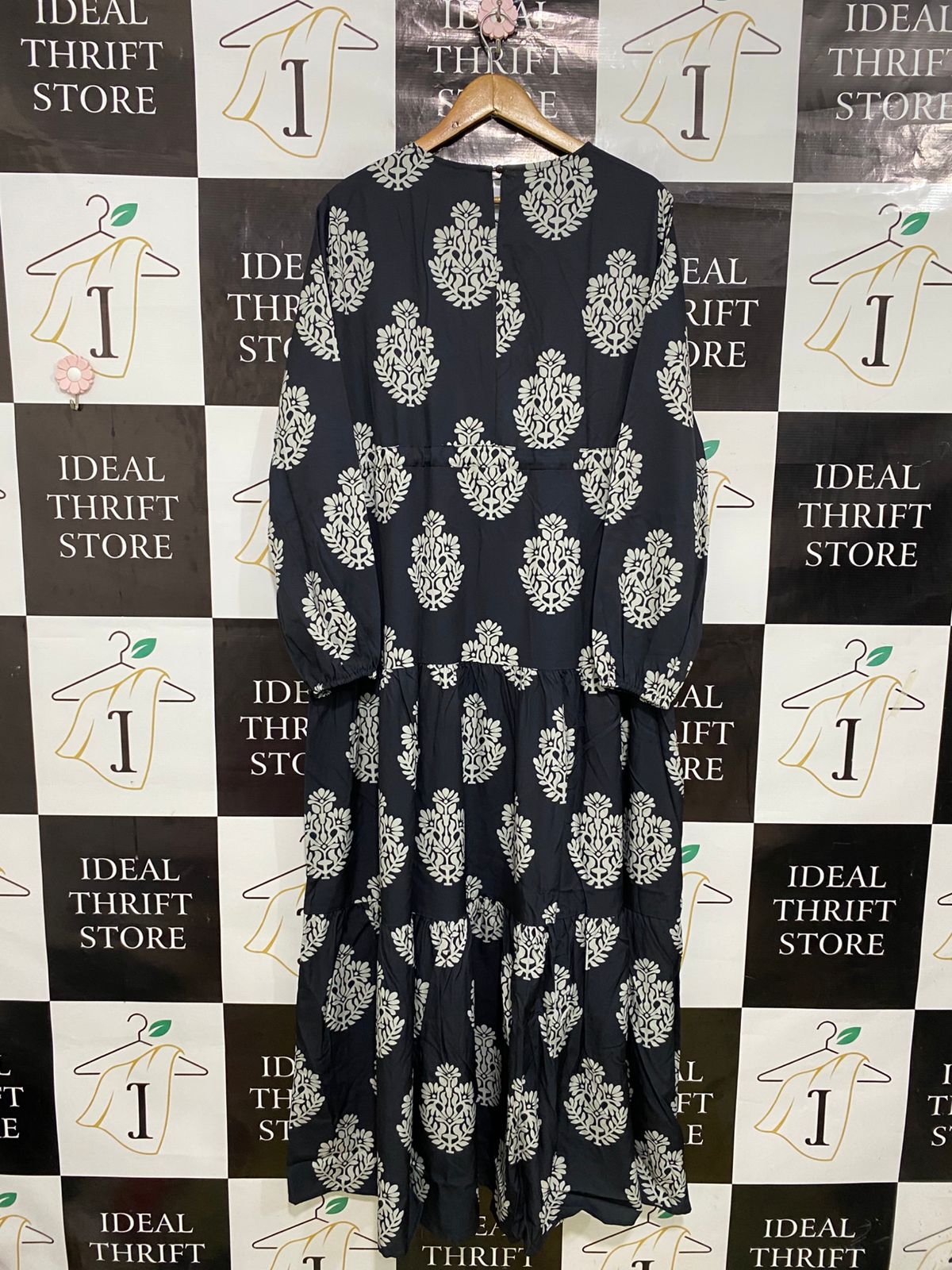 |XL| BUST 22| A32| BLACK & BEIGE BLOCK-PRINT BOHEMIAN TIERED LONG-SLEEVE MAXI DRESS