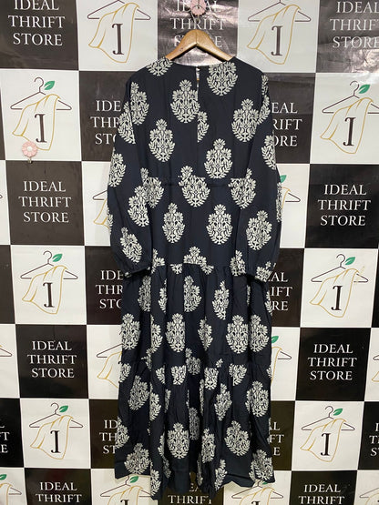 |XL| BUST 22| A32| BLACK & BEIGE BLOCK-PRINT BOHEMIAN TIERED LONG-SLEEVE MAXI DRESS