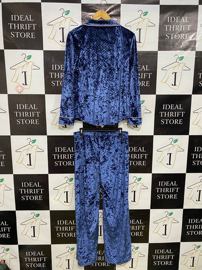 TIME TO SREAM |L| A32| BLUE CRUSHED VELVET PAJAMA-STYLE BUTTON-UP SHIRT & PANTS CO-ORD SET