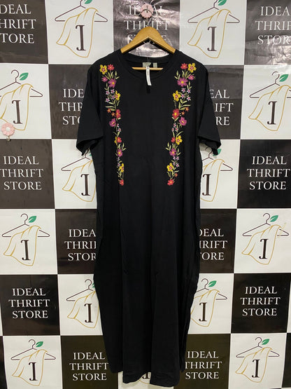 ASOS |L| BUST 26| A32| BLACK FLORAL EMBROIDERED SHORT-SLEEVE T-SHIRT MAXI DRESS