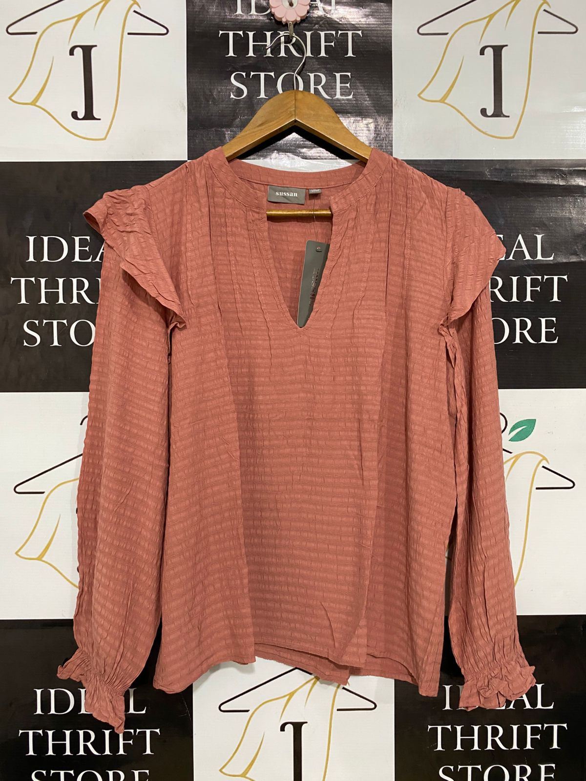 SUSSAN |S| BUST 20| A32| DUSTY ROSE TEXTURED V-NECK RUFFLE-SHOULDER LONG-SLEEVE BLOUSE