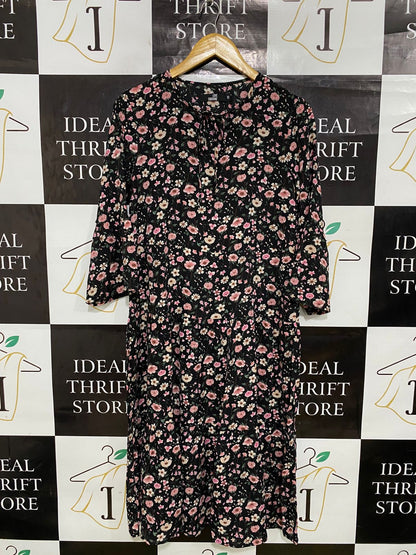 LOVE SUNSHINE |M| BUST 17| A32| BLACK & PINK FLORAL TIE-NECK TIERED MIDI DRESS