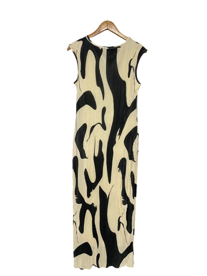 SHEIN |XS| BUST 17| A33| BLACK & CREAM ABSTRACT PLEATED SLEEVELESS MIDI DRESS