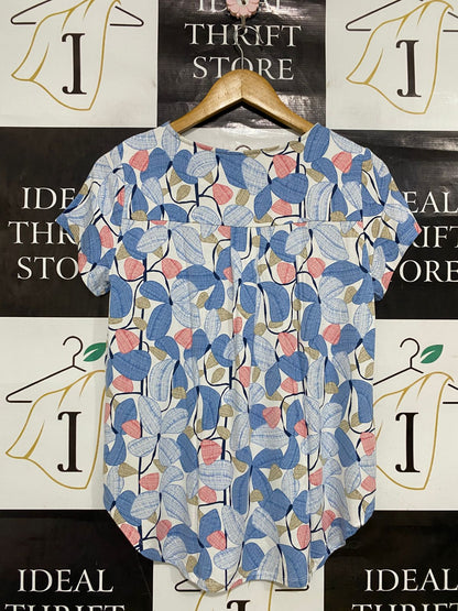 REGATTA |M| BUST 17| A33| BLUE & PINK ABSTRACT FLORAL PRINT SHORT-SLEEVE CURVED-HEM TOP