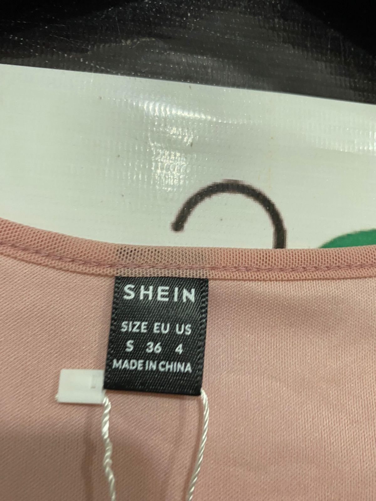 SHEIN |S| BUST 13| A33| DUSTY PINK MESH TIE-FRONT LONG BELL-SLEEVE CROP TOP