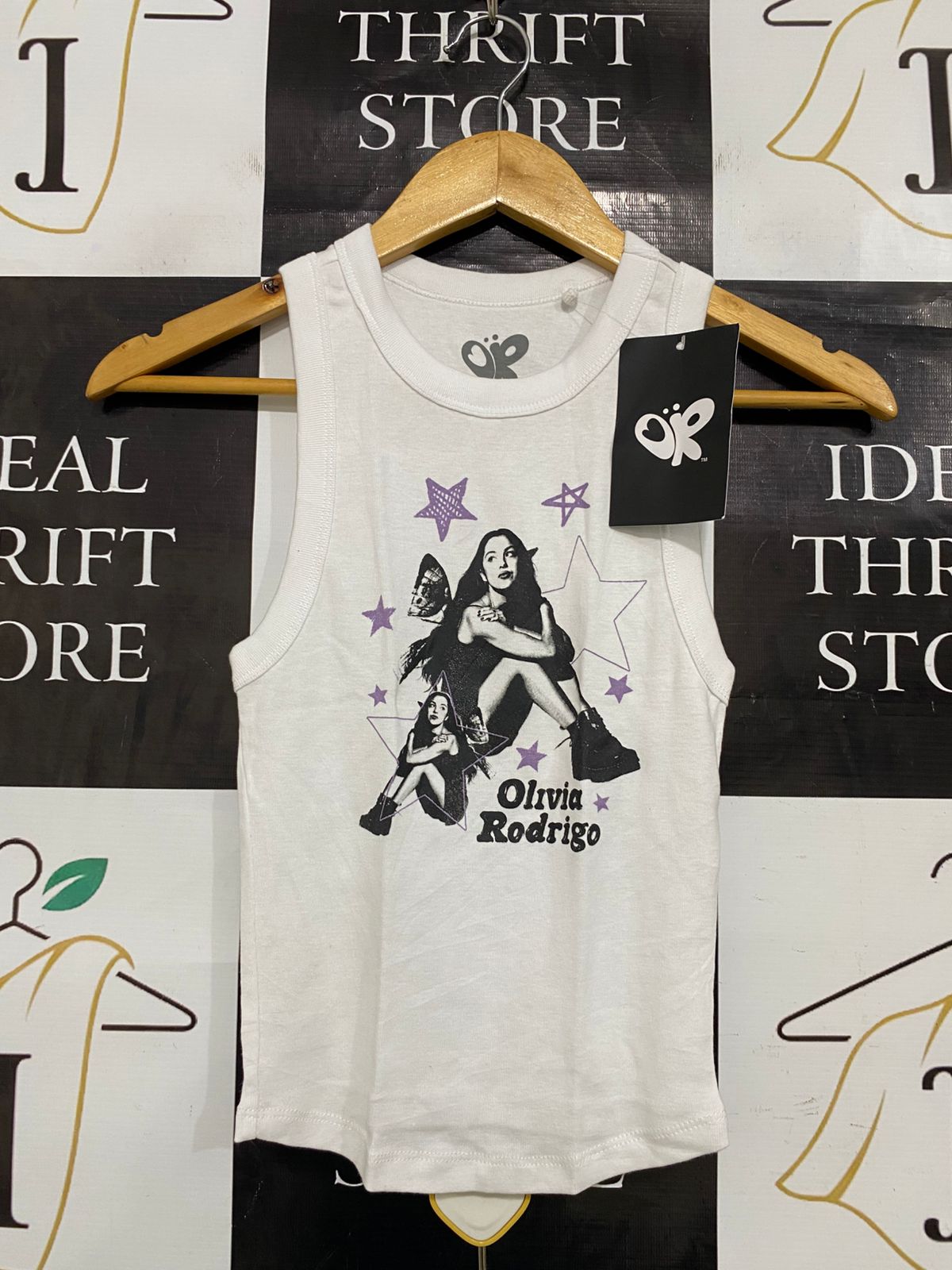 OR |S| BUST 11| A33| OLIVIA RODRIGO WHITE GRAPHIC RIBBED TANK TOP
