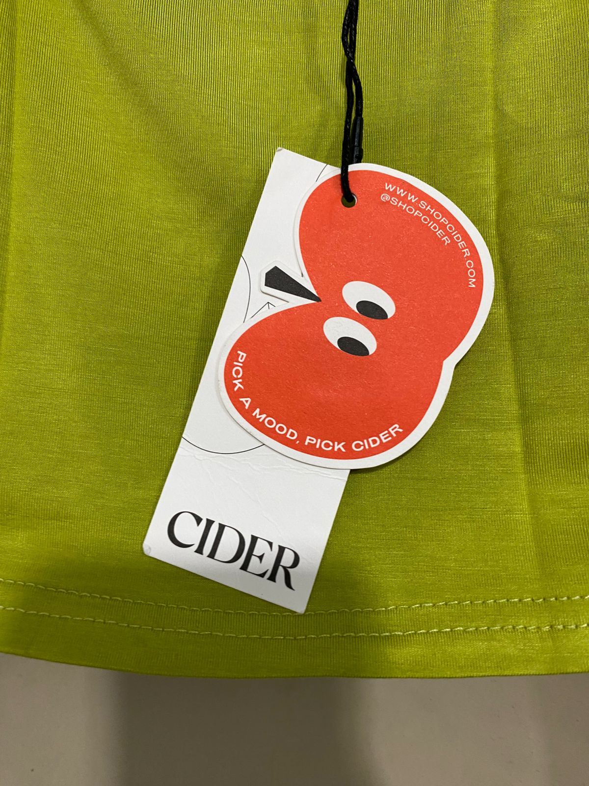 CIDER |L| BUST 16| A33| LIME GREEN COWL-NECK SPAGHETTI-STRAP CROP TOP
