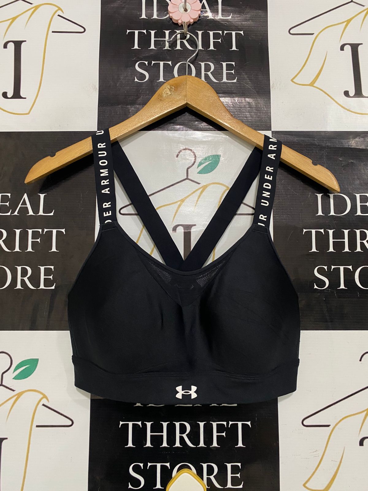 UNDER ARMOUR |M| BUST 14| A33| BLACK BRANDED-STRAP PADDED SPORTS BRA