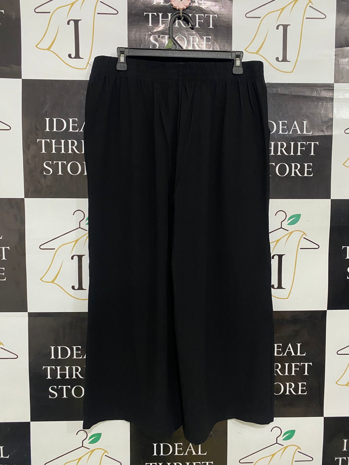 |L| WAIST 32| A33| BLACK EMBROIDERED ROSE WIDE-LEG LOUNGE PANTS