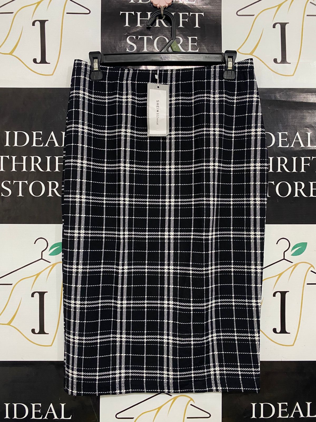 SHEIN |M| WAIST 28| A33| BIZWEAR BLACK & WHITE PLAID HIGH-WAIST MIDI SKIRT