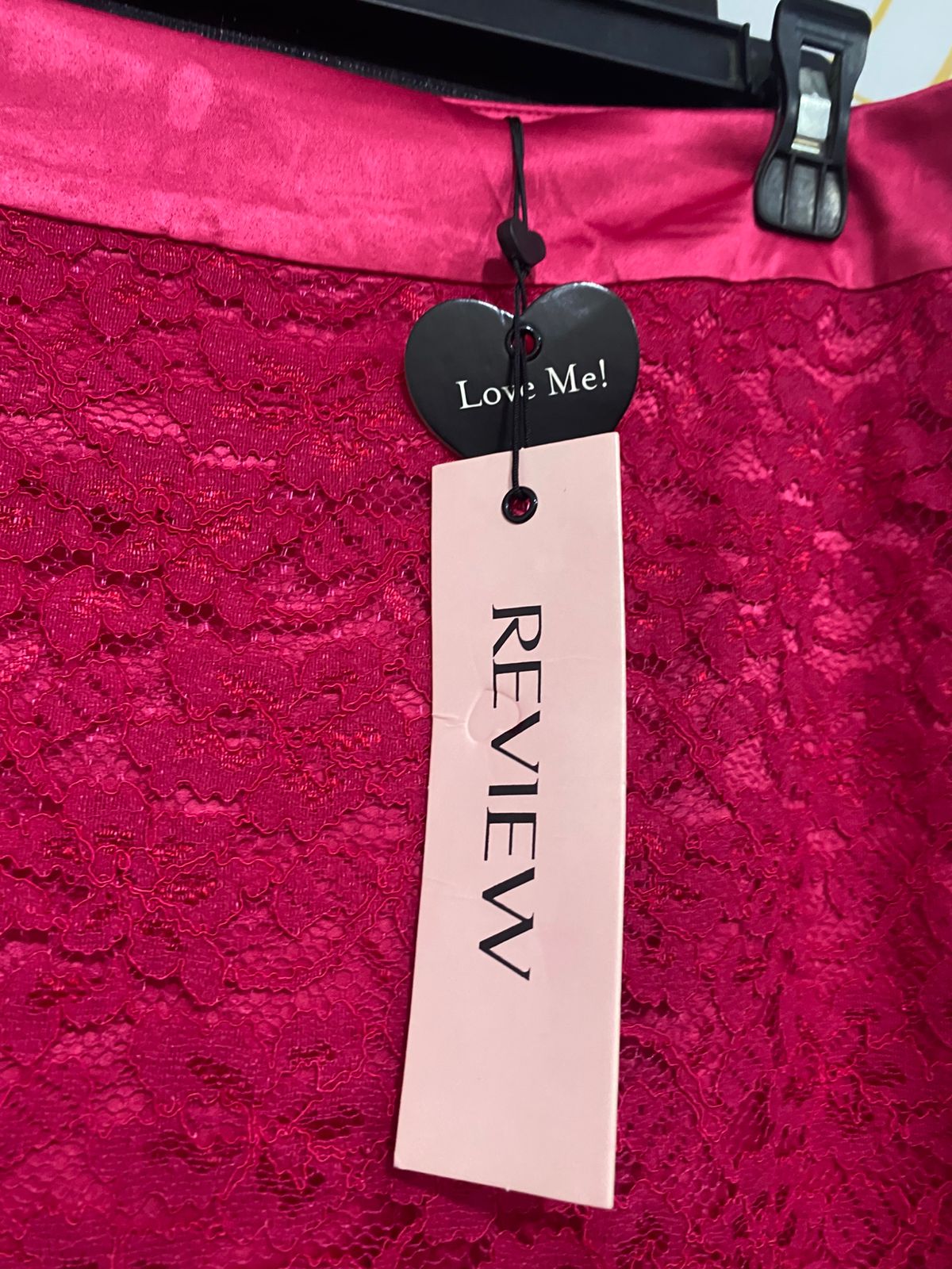 REVIEW |L| WAIST 31| A33| REVIEW MAGENTA LACE HIGH-WAIST SCALLOPED MIDI SKIRT