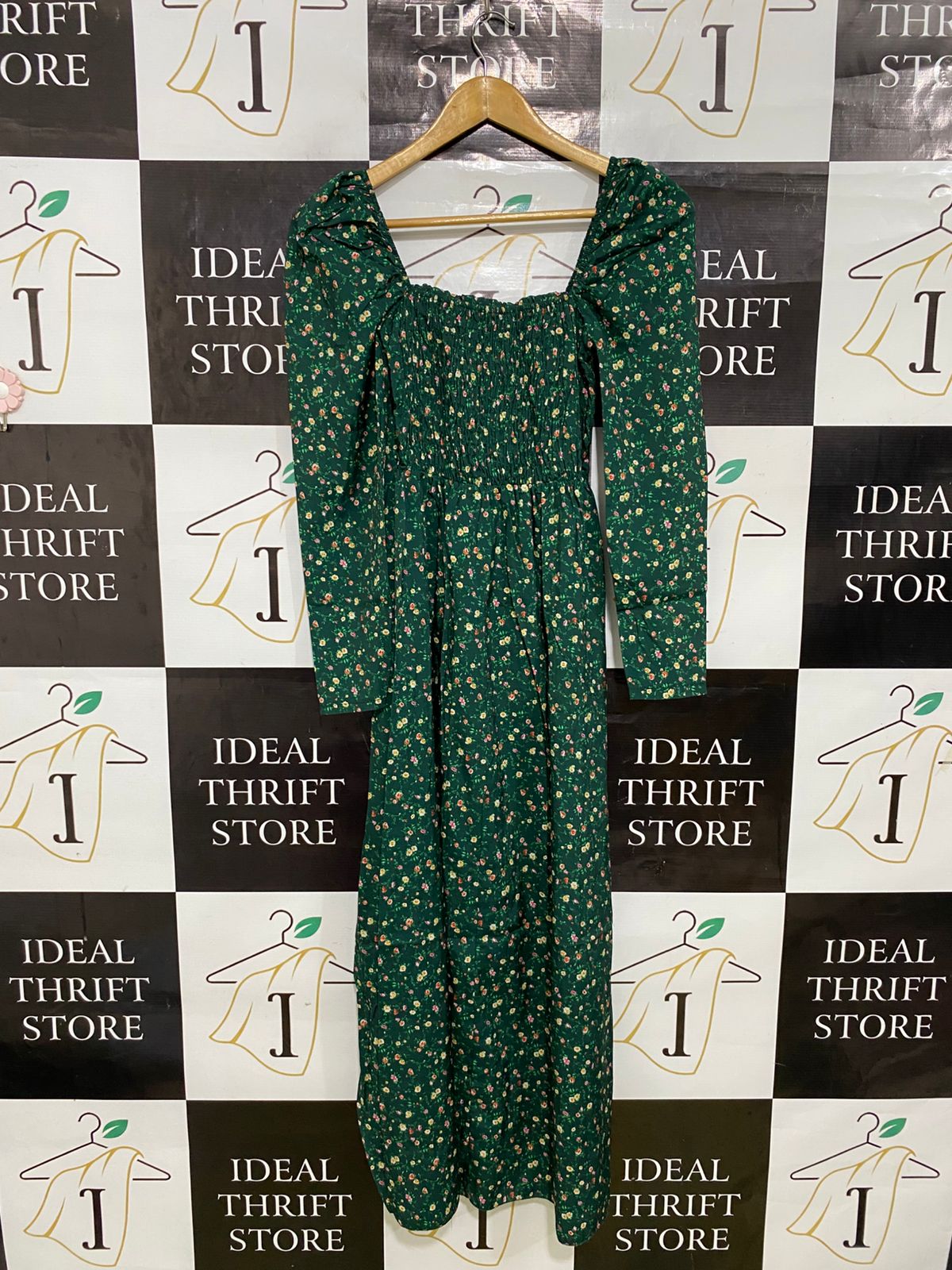 I SAW IT FIRST |M| BUST 12| A33| EMERALD GREEN FLORAL SQUARE-NECK LONG-SLEEVE MIDI DRESS