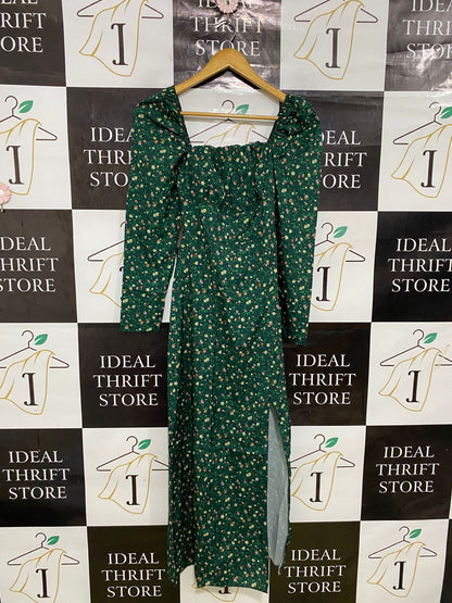 I SAW IT FIRST |M| BUST 12| A33| EMERALD GREEN FLORAL SQUARE-NECK LONG-SLEEVE MIDI DRESS