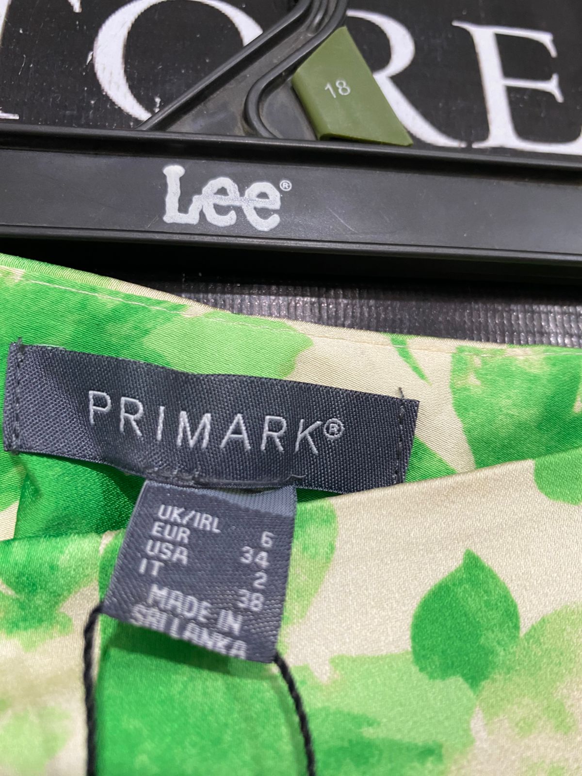 PEIMARK |S| WAIST 26| A33| GREEN & BEIGE FLORAL HIGH-WAIST FLARED TROUSERS