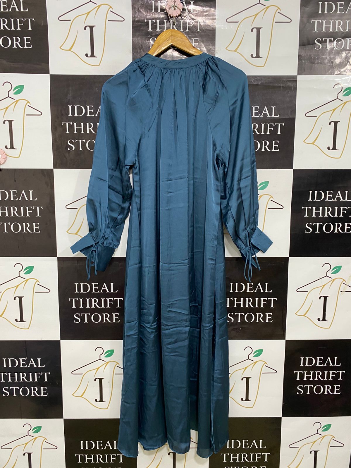 ZARA |S| BUST 17| A33| DUSTY BLUE SATIN LONG-SLEEVE MIDI DRESS