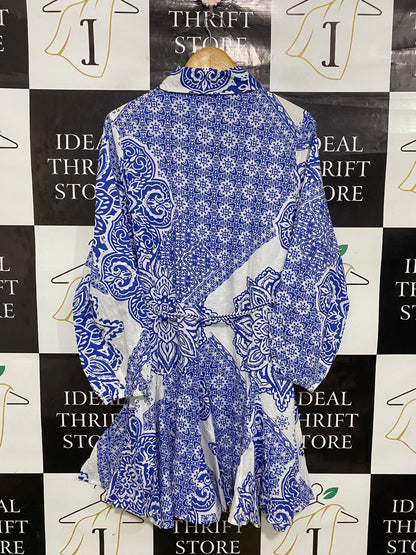 R & B |L| BUST 20| A33| BLUE & WHITE PAISLEY PRINT TIE-WAIST SHIRT DRESS