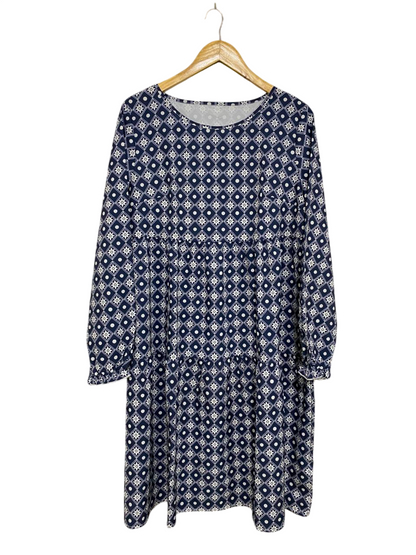 EMERY ROSE |XL| BUST 22| A34| NAVY BLUE & WHITE GEOMETRIC PRINT LONG-SLEEVE TIERED MIDI DRESS