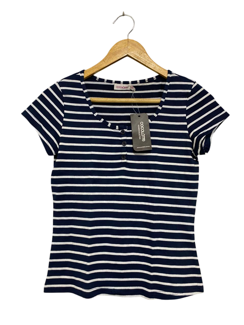 COCOLATTE |S| BUST 15| A34| NAVY & WHITE STRIPED BUTTON-PLACKET SCOOP-NECK T-SHIRT