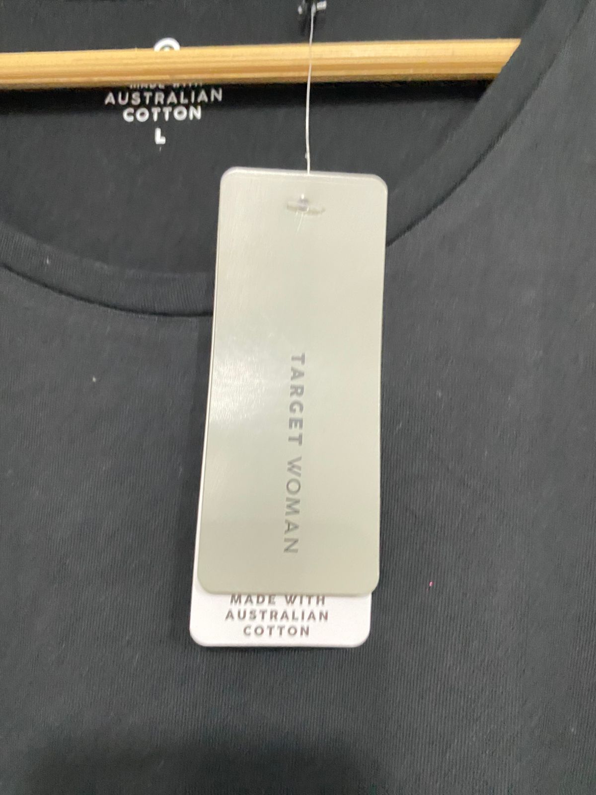 TARGET ACTIVE |L| BUST 18| A34| BLACK AUSTRALIAN COTTON SCOOP-NECK BASIC T-SHIRT