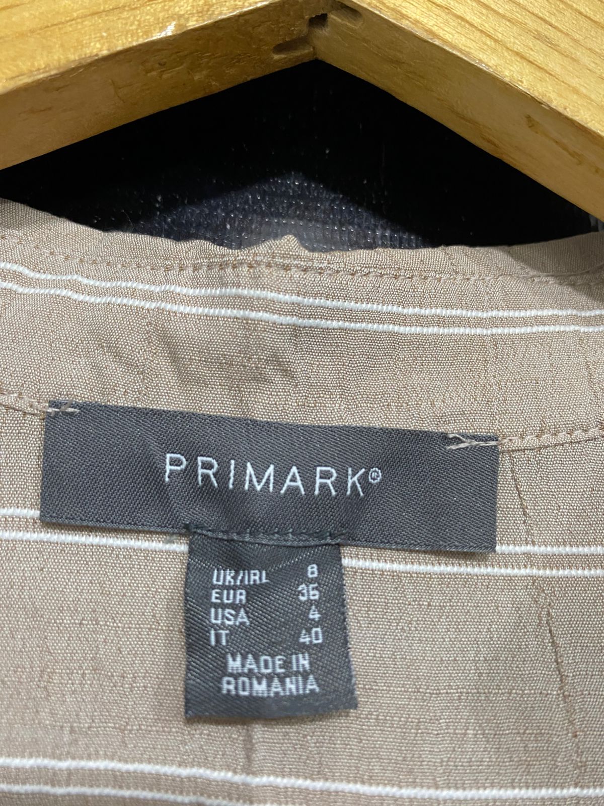 PRIMARK |S| BUST 17| A34| BEIGE & WHITE STRIPED TIE-FRONT LONG-SLEEVE BUTTON-UP SHIRT