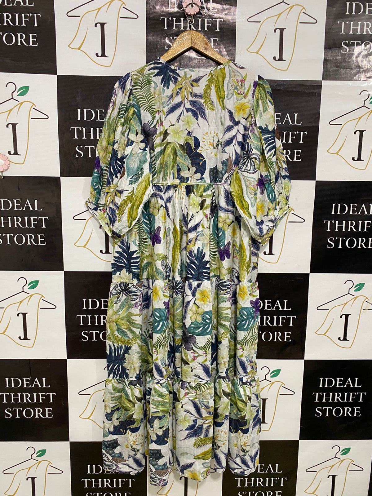 VINE APPAREL |M| BUST 18| A34| WHITE & MULTICOLOR BOTANICAL TIE-NECK TIERED MIDI DRESS