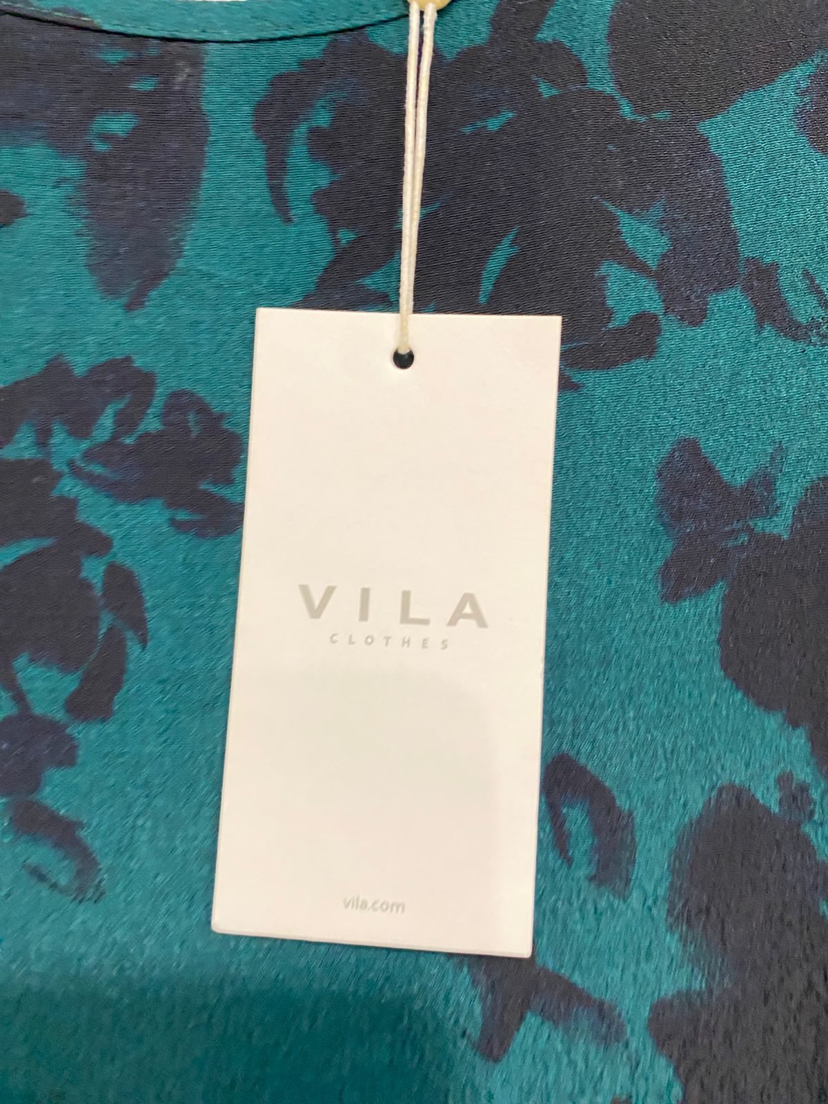 VILA |L| BUST 24| A34| DARK GREEN & BLACK FLORAL PRINT SHORT SHIRT DRESS