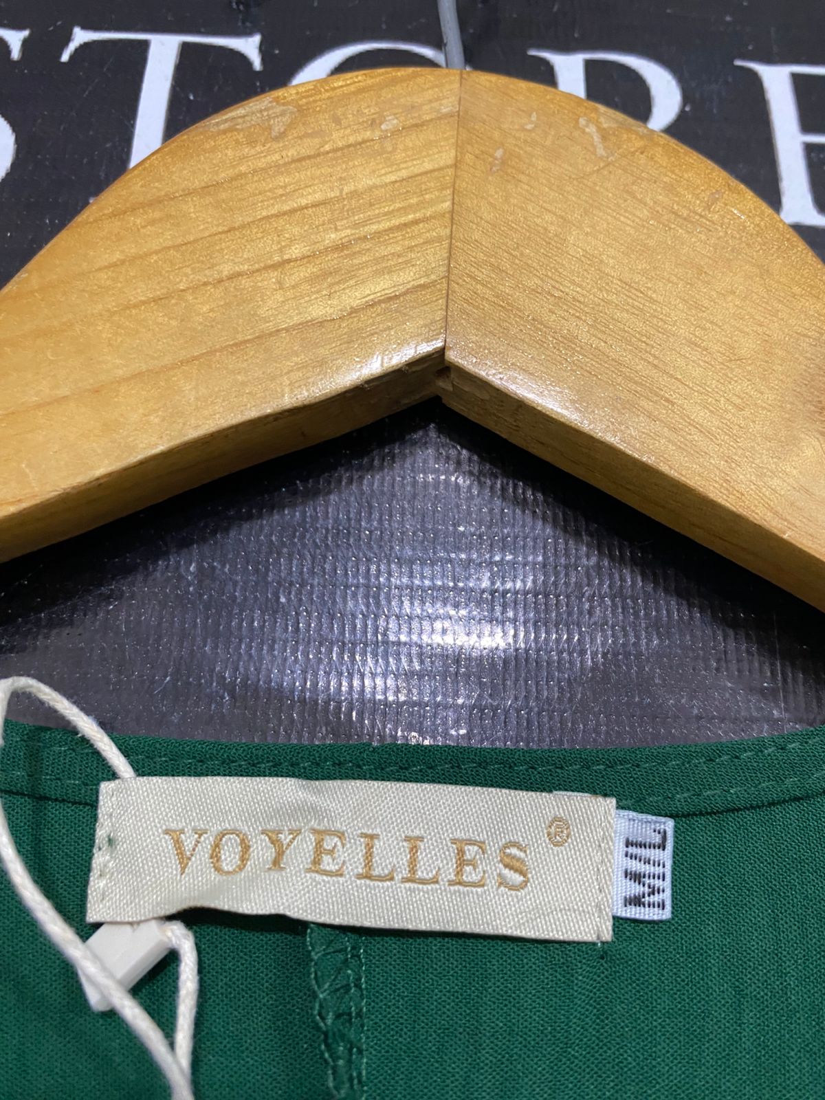 VOYELLES |M/L| BUST FREE| A34| EMERALD GREEN SOLID LONG-SLEEVE MIDI DRESS