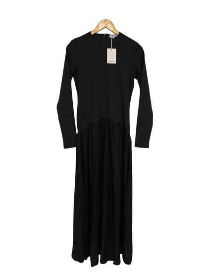 YASMIN |M| BUST 16| A35| BLACK LONG-SLEEVE PLEATED-SKIRT MAXI DRESS
