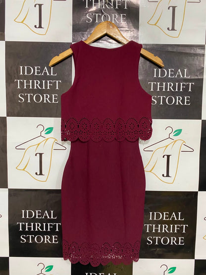 NEW LOOK |S| BUST 14| A35| BURGUNDY LASER-CUT SCALLOPED OVERLAY BODYCON MINI DRESS
