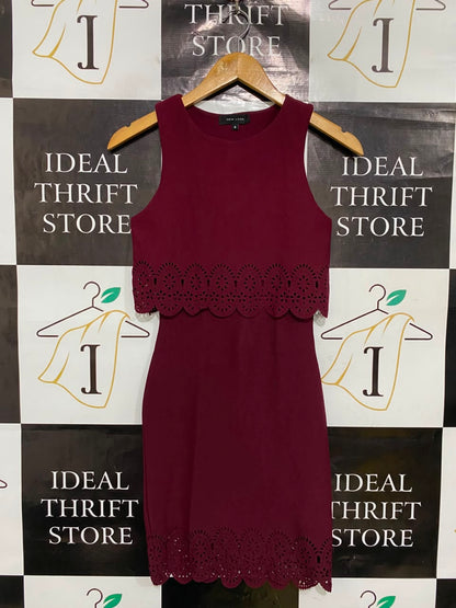 NEW LOOK |S| BUST 14| A35| BURGUNDY LASER-CUT SCALLOPED OVERLAY BODYCON MINI DRESS